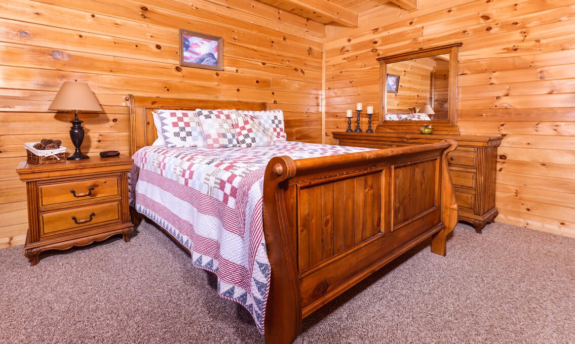 Pigeon Forge Cabins - American Eagle