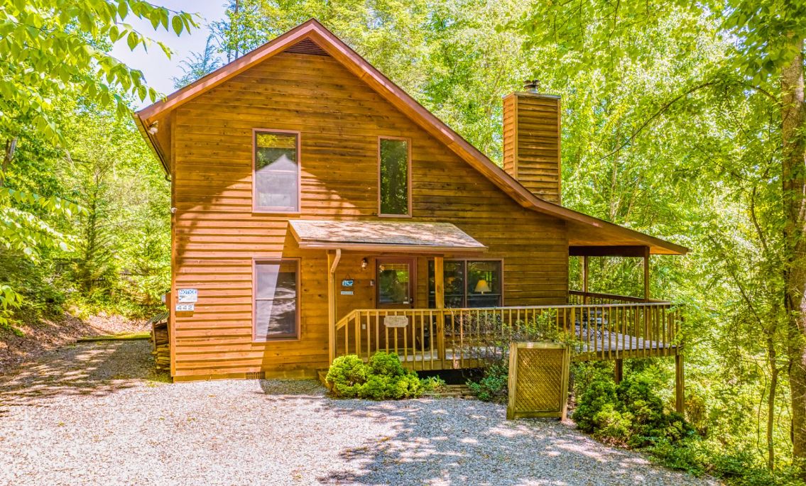 Gatlinburg Cabins - Between Here & There