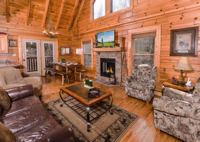 Large-Group Cabins in Pigeon Forge — Papa Bear Lodge