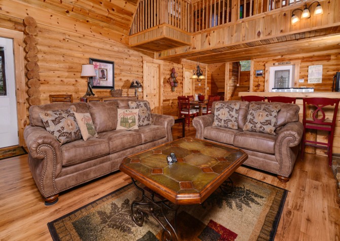 Pigeon Forge Cabins - Saddle Creek