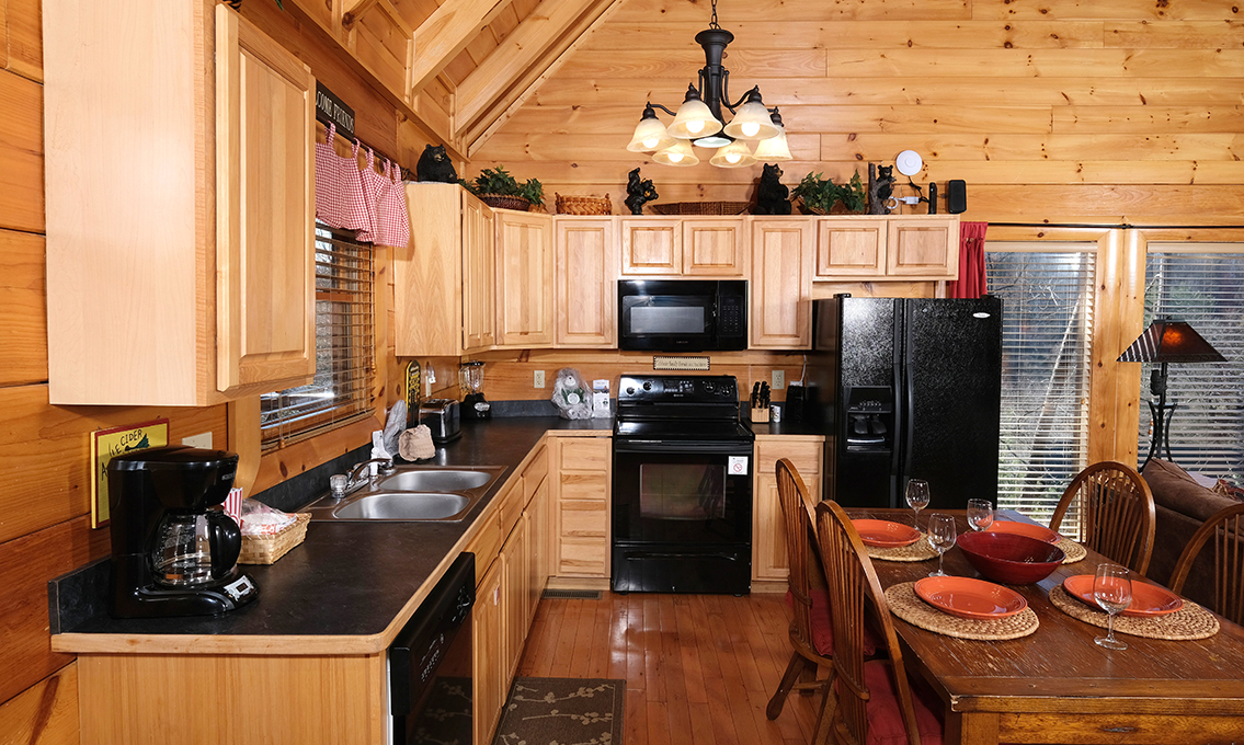 Pigeon Forge cabin - A Bear Creek Crib