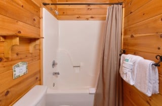 Gatlinburg Cabin Rentals Bearfoot Landing