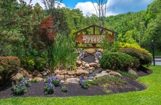 Gatlinburg Falls Hidden Valley Resort Map Gatlinburg Cabins - Majestic View