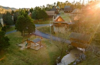 Pigeon Forge - Bearly Trout'n - Exterior