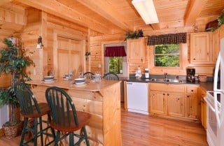 Pigeon Forge Cabins - Mountain Breeze