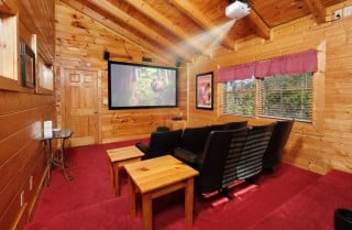 Pigeon Forge Cabin - Mountain Time - Rec Room