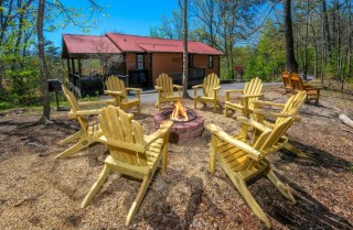 Pigeon Forge Cabin - Rocky Top - Exterior