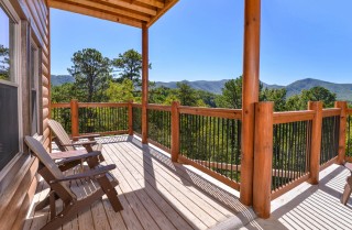 Majestic Mountaintop Retreat- Breathtaking Views, Luxury Lodge over Pigeon  Forge - Pigeon Forge