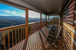 Pigeon Forge - Smoky View with a Twist - Exterior