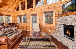 Pigeon Forge Cabins - American Charm